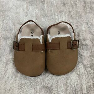 3-6 Old Navy Faux-Suede Buckled Strap Sandals